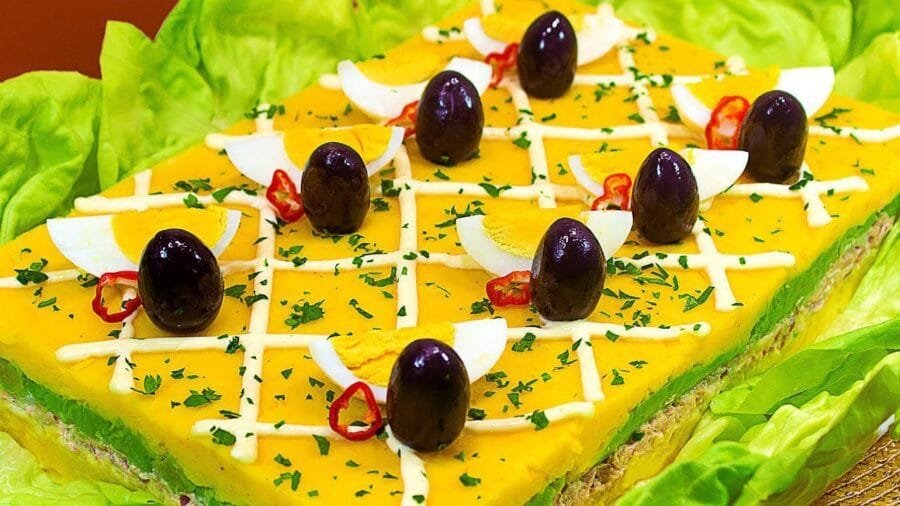 Miniatura del vídeo: CAUSA RELLENA DE ATUN | RECETA PERUANA | Sazón y Corazón