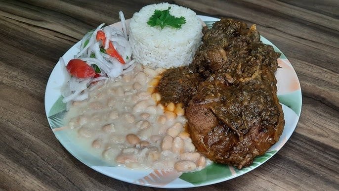 Seco de cordero con arroz: un clásico peruano